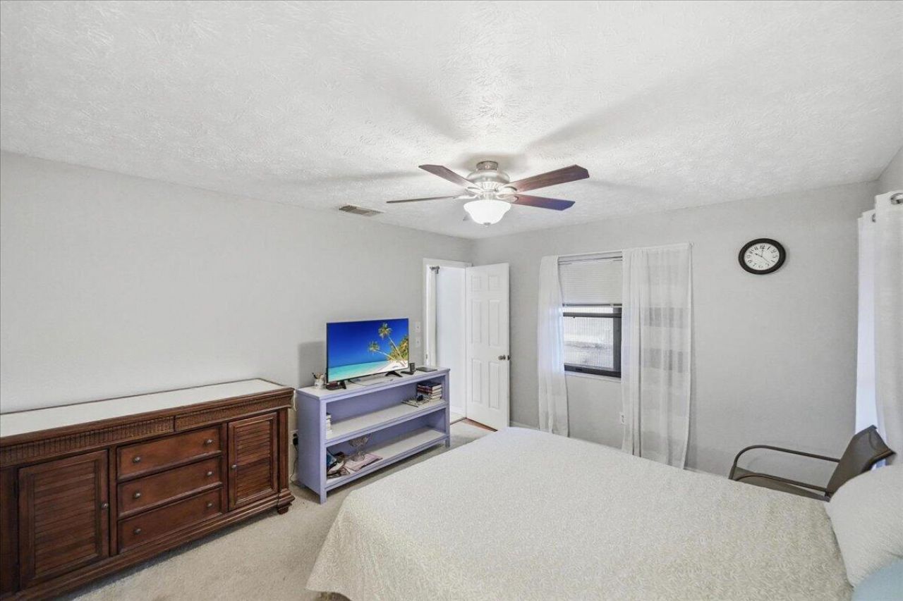 716 SE Evergreen Terrace, Port Saint Lucie, FL 34983 Photo
