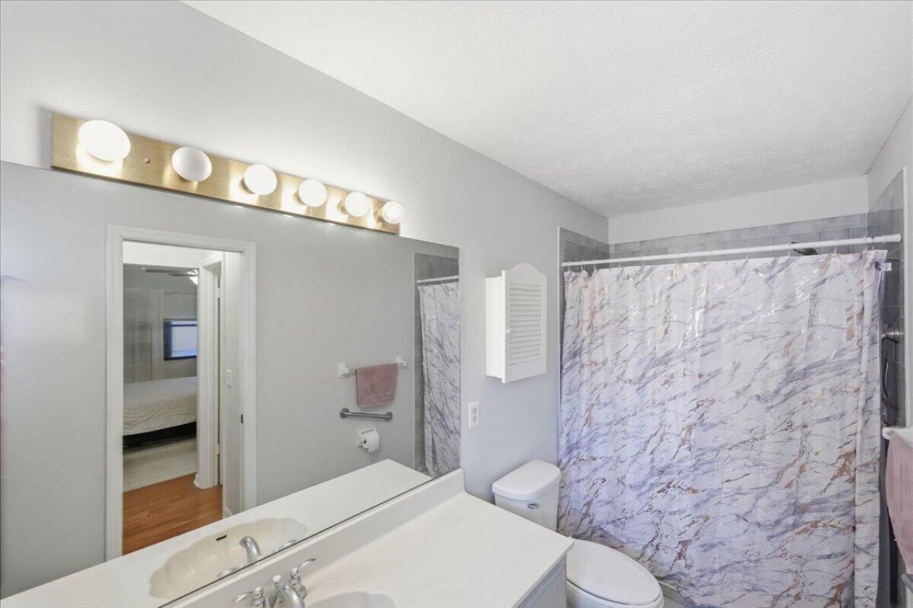 716 SE Evergreen Terrace, Port Saint Lucie, FL 34983 Photo
