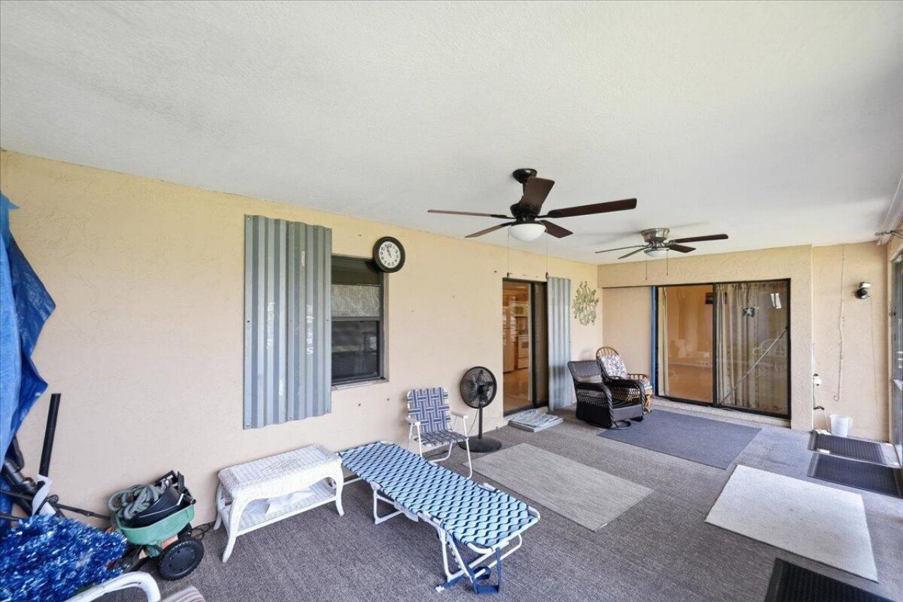 716 SE Evergreen Terrace, Port Saint Lucie, FL 34983 Photo