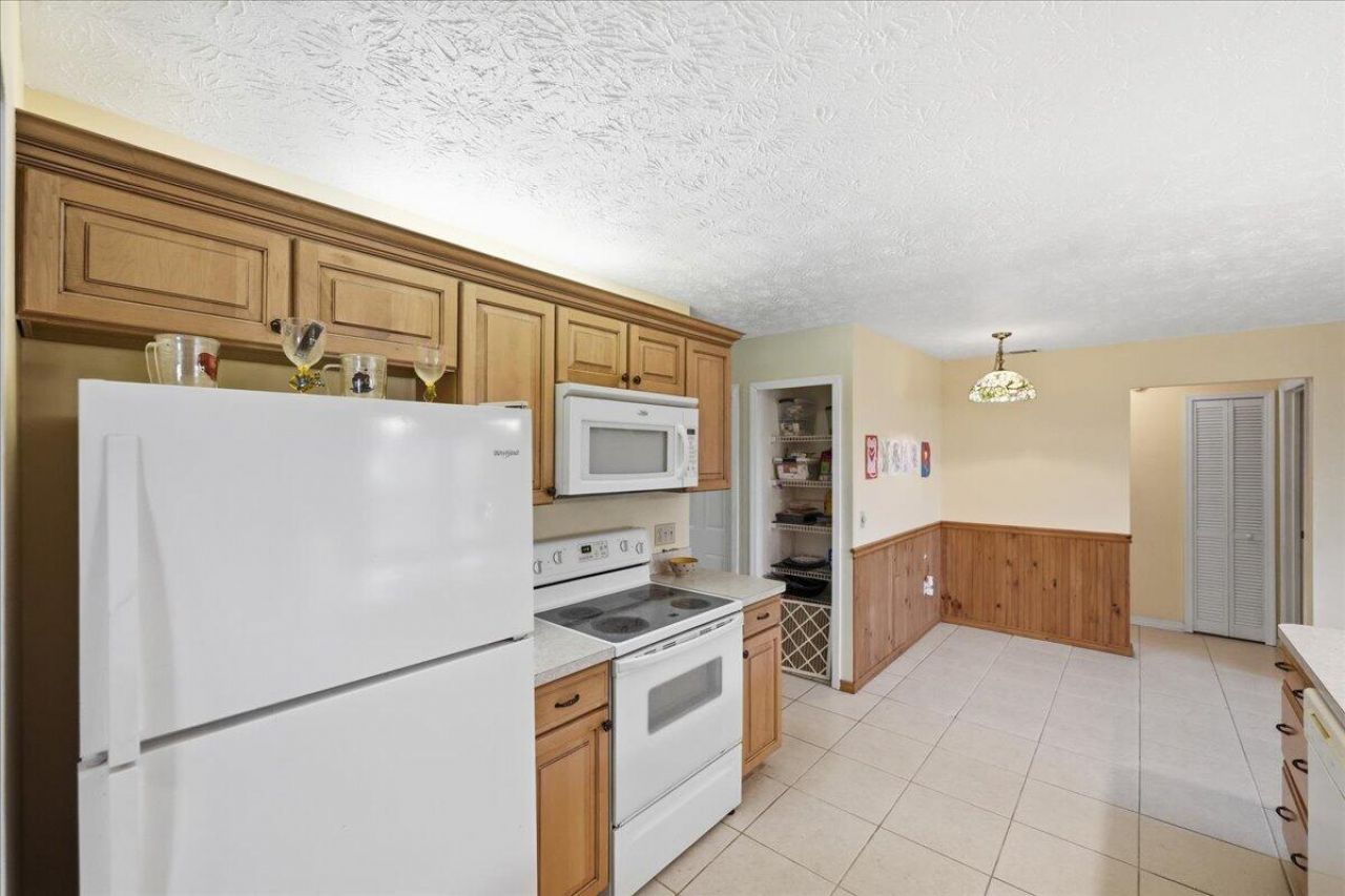 716 SE Evergreen Terrace, Port Saint Lucie, FL 34983 Photo