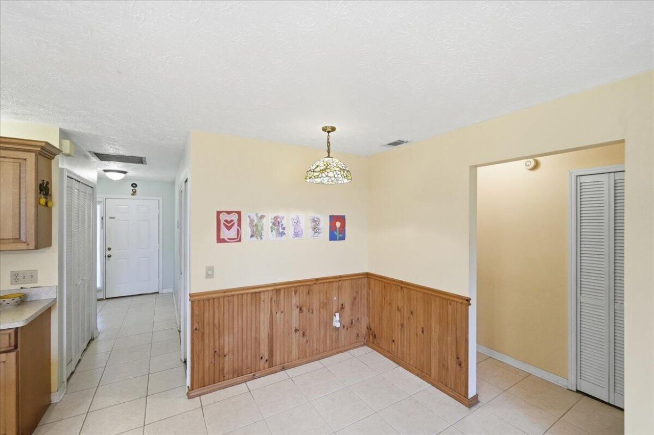 716 SE Evergreen Terrace, Port Saint Lucie, FL 34983 Photo
