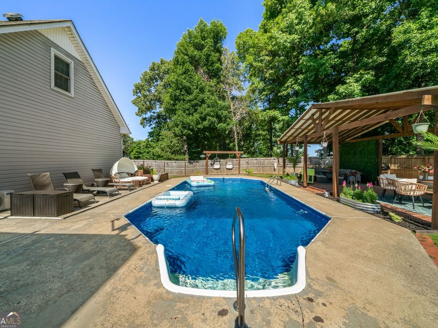 Property Image 43