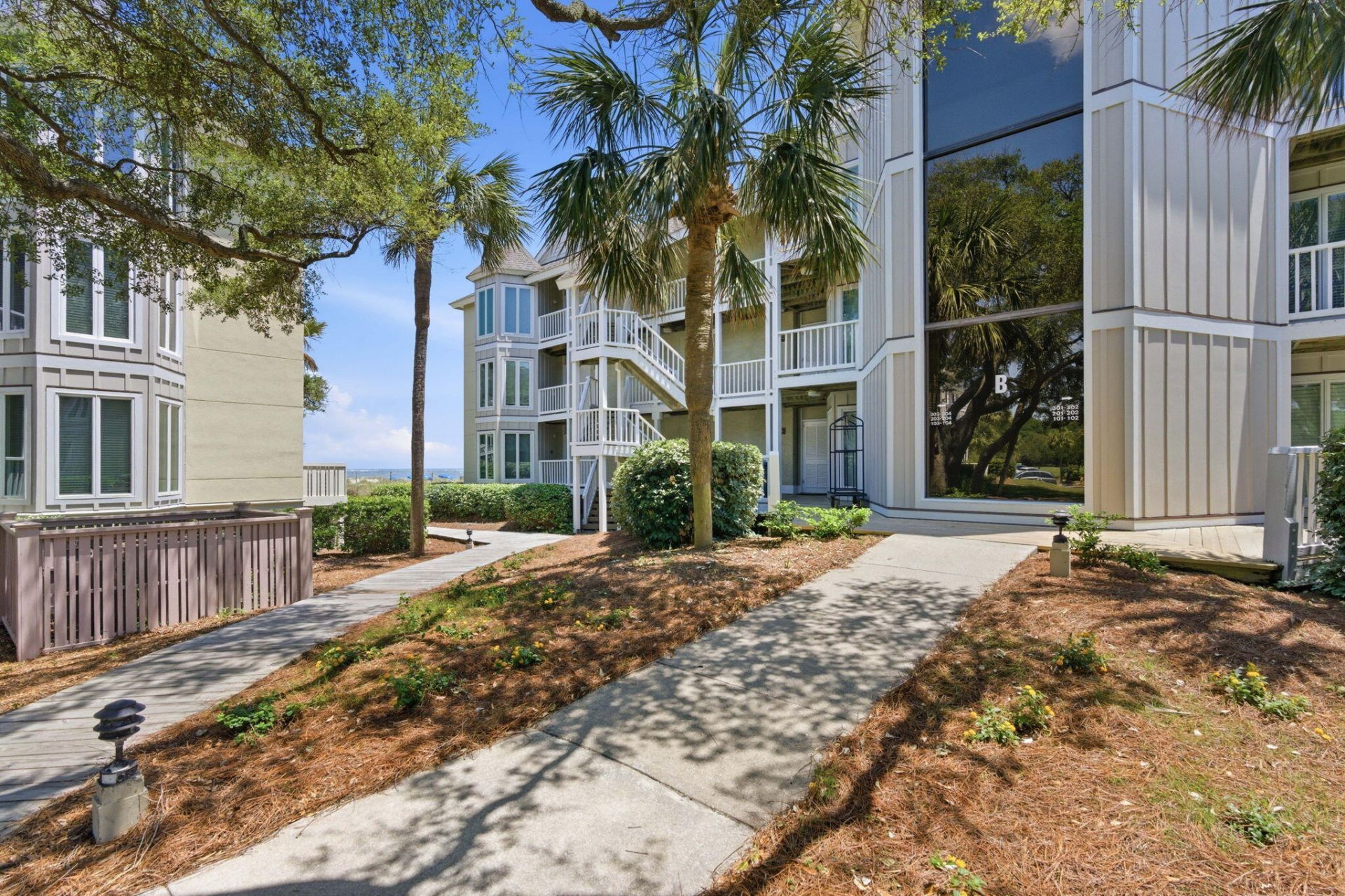 9000 Palmetto Drive Photo 31