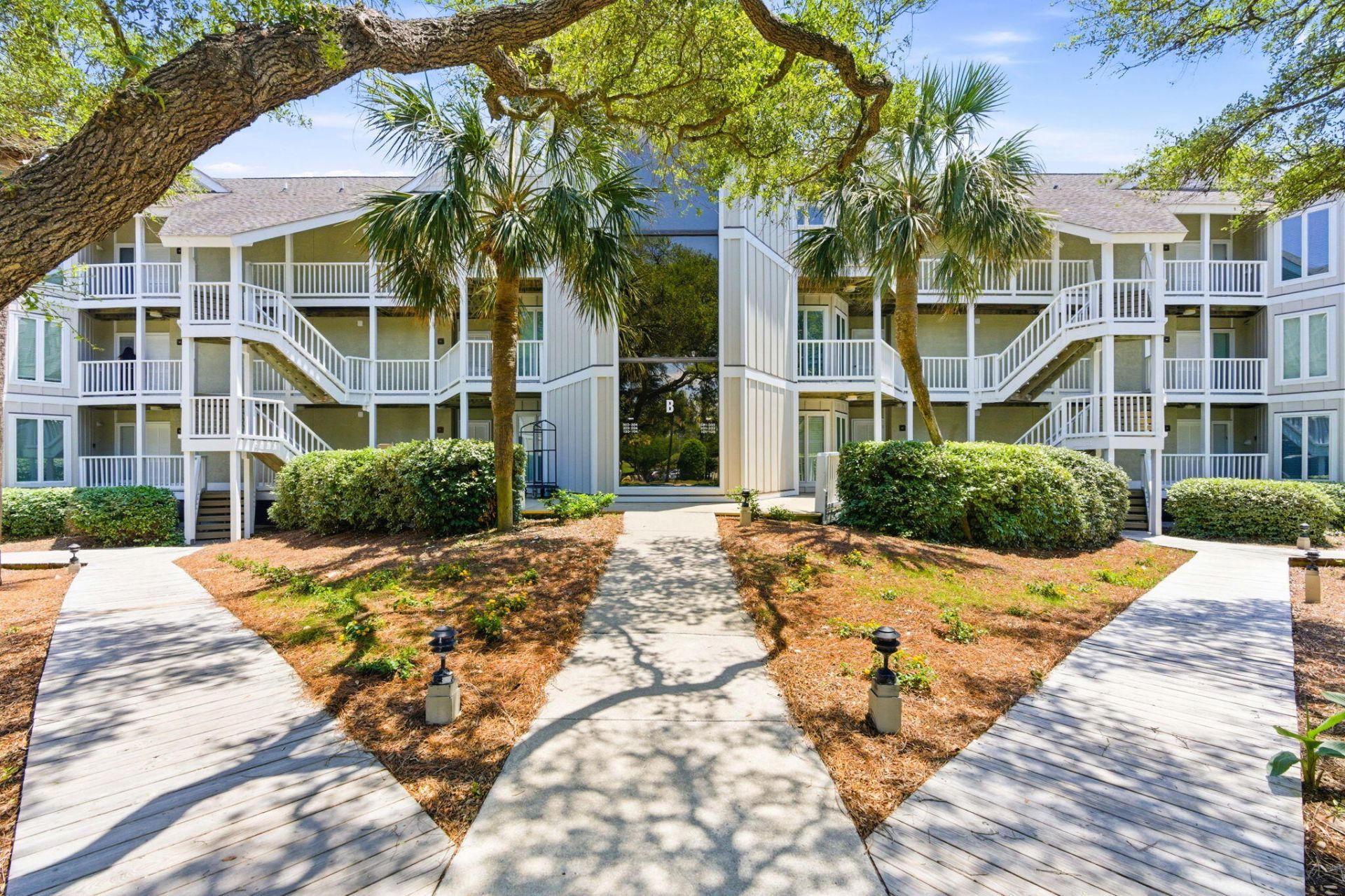 9000 Palmetto Drive Photo 33