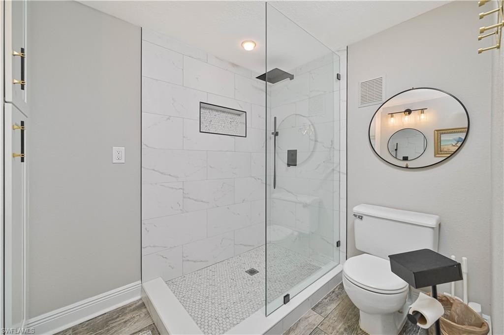 3332 N Key Dr, Unit 2, North Fort Myers, FL 33903 Photo