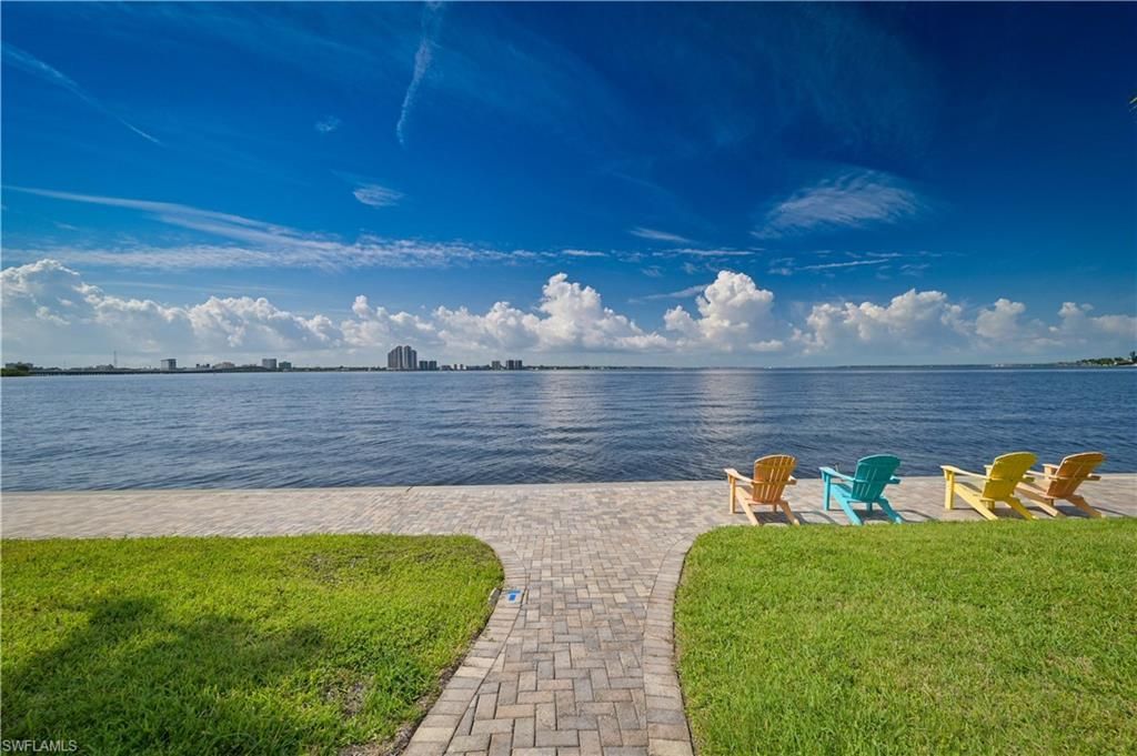 3332 N Key Dr, Unit 2, North Fort Myers, FL 33903 Photo