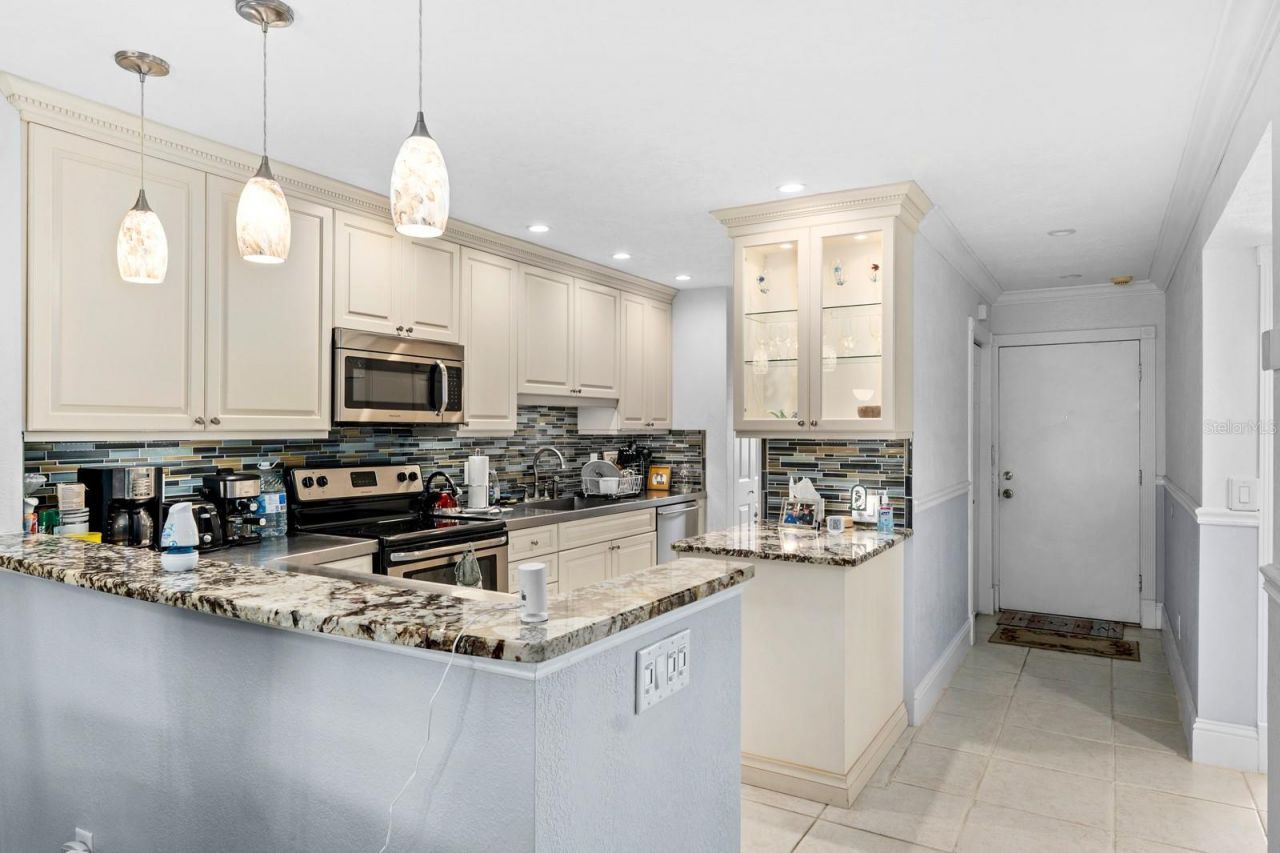 816 Bahia Del Sol Drive , Unit 23, Ruskin, FL 33570 Photo