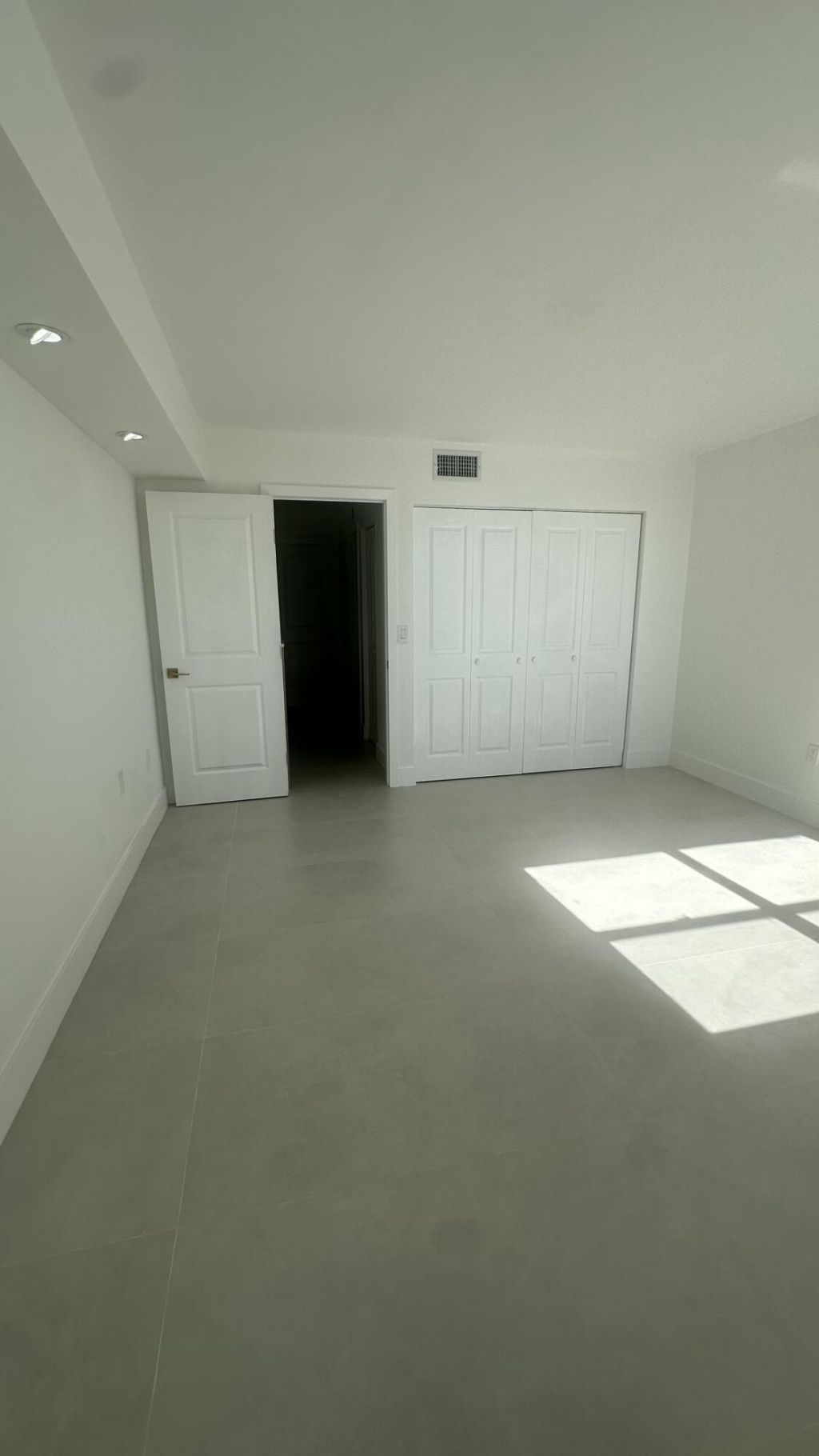 4300 W 10th Court, Hialeah, FL 33012 Photo