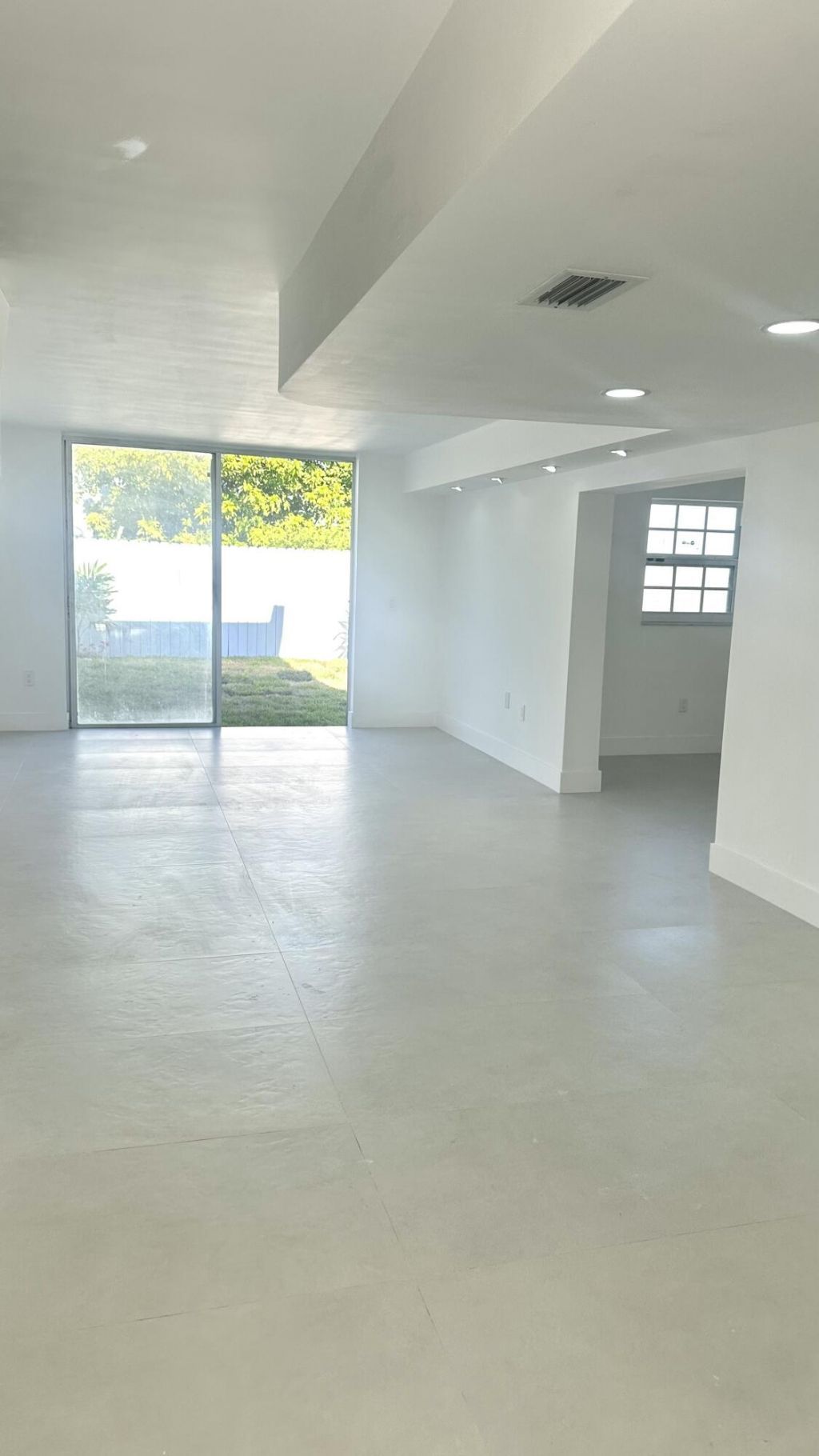 4300 W 10th Court, Hialeah, FL 33012 Photo