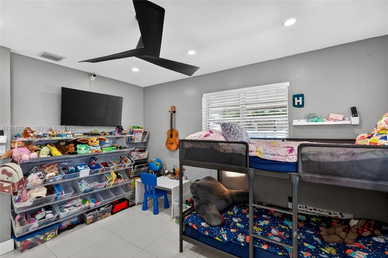 413 SW 5th Ave, Hallandale Beach, FL 33009 Photo