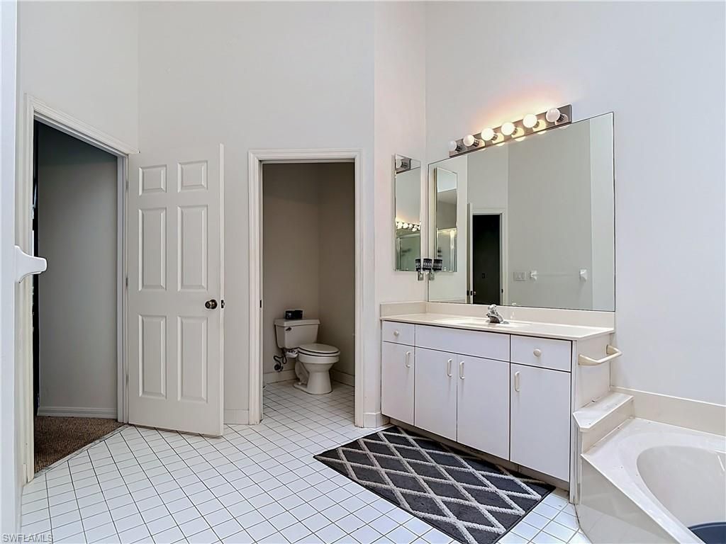 19372 Silver Oak Dr, Estero, FL 33967 Photo
