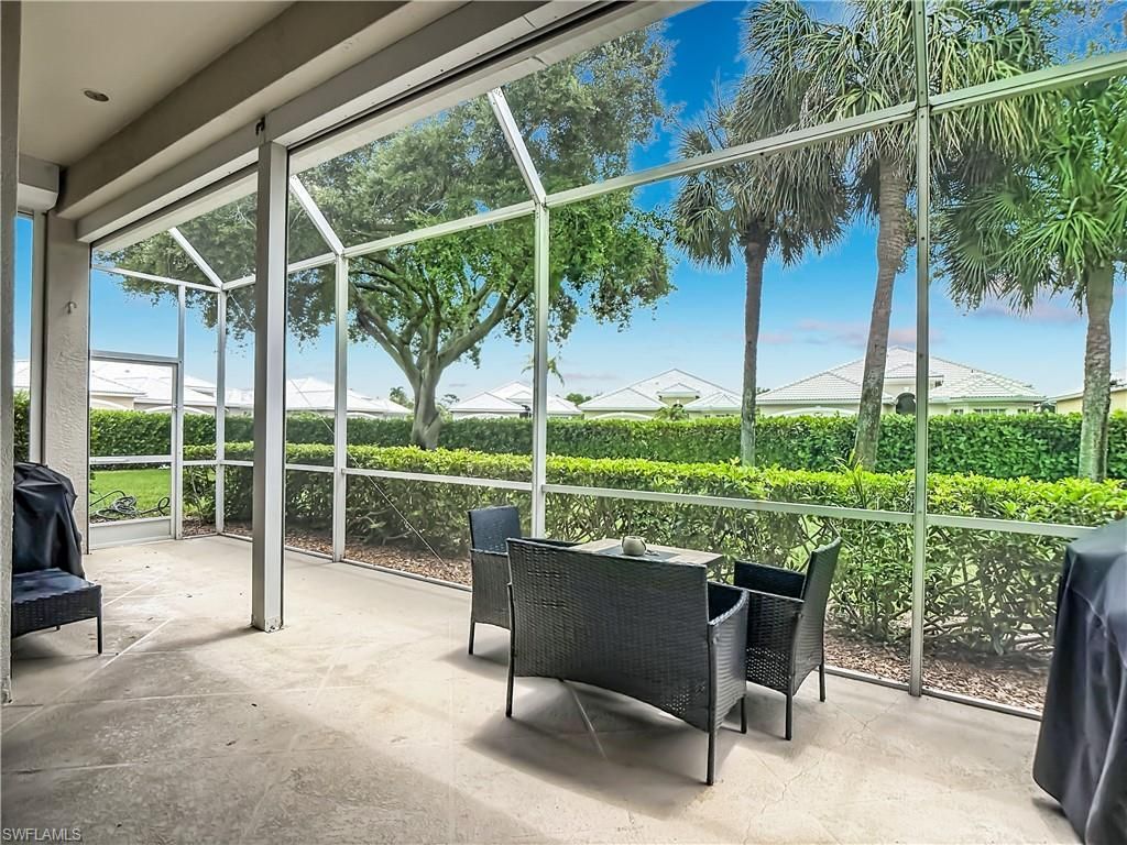 19372 Silver Oak Dr, Estero, FL 33967 Photo