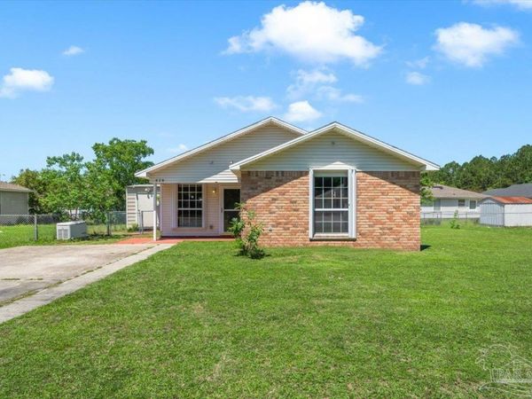 479 Bay Pine Villa Dr, Pensacola, FL 32506