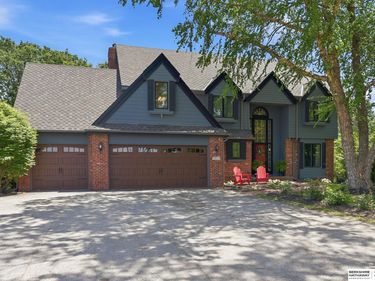 1415 Skyline Drive , Omaha, NE 68022