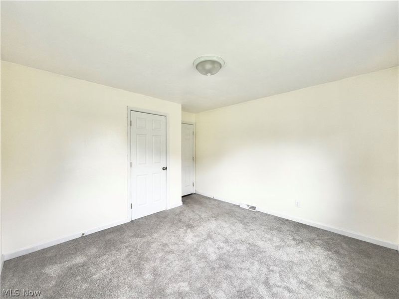 1215 Valley View Drive , Boardman, OH 44512 Photo 10