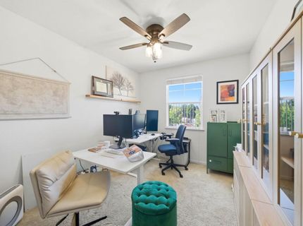 390 Soaring Hawk Ln, Sacramento, CA 95833 Photo