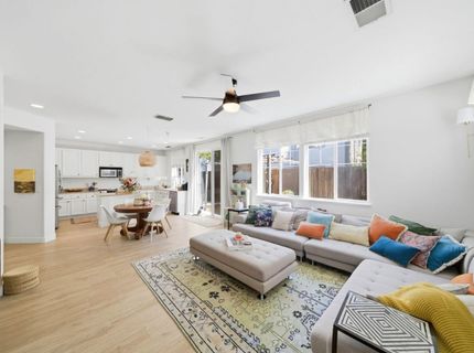 390 Soaring Hawk Ln, Sacramento, CA 95833 Photo