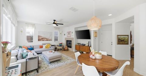 390 Soaring Hawk Ln, Sacramento, CA 95833 Photo