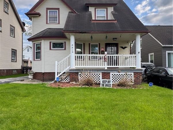 8414 Grand Division Avenue , Garfield Heights, OH 44125