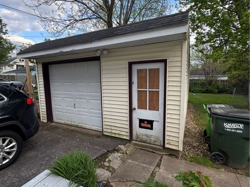 8414 Grand Division Avenue, Garfield Heights, OH 44125 Photo 5