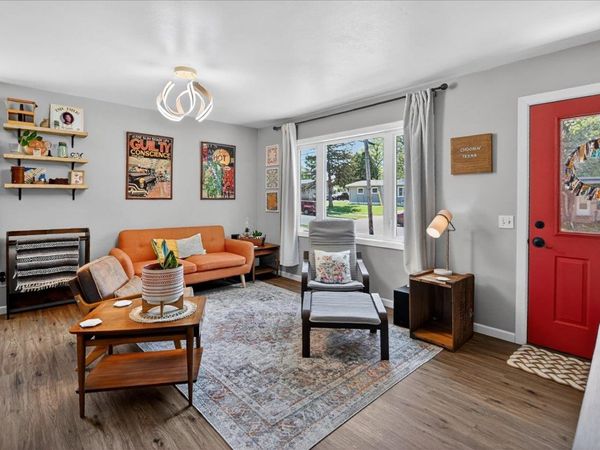 1926 Scott Lane, Madison, WI 53704