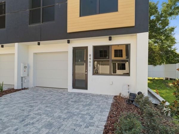 8401 MODANO PLACE, TAMPA, FL 33614