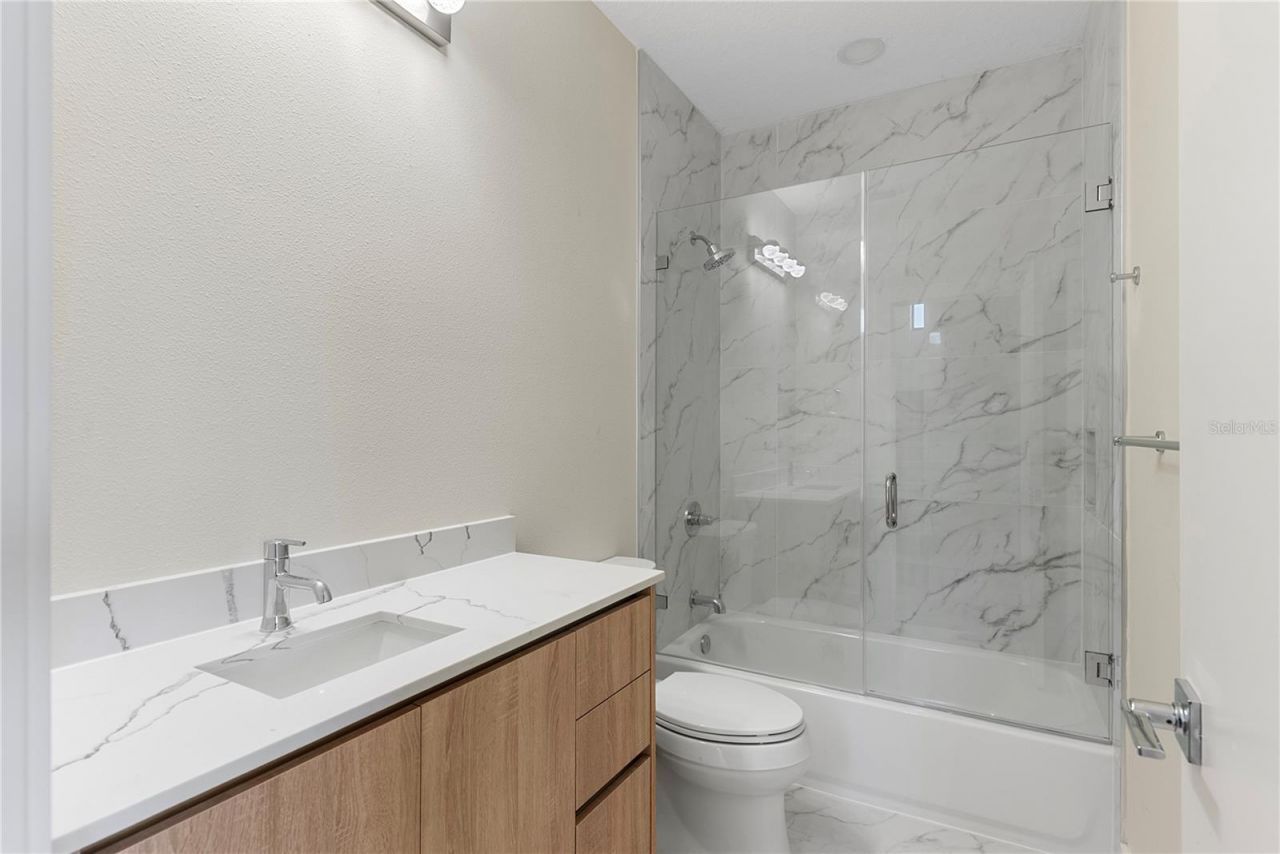8401 Modano Place , Tampa, FL 33614 Photo