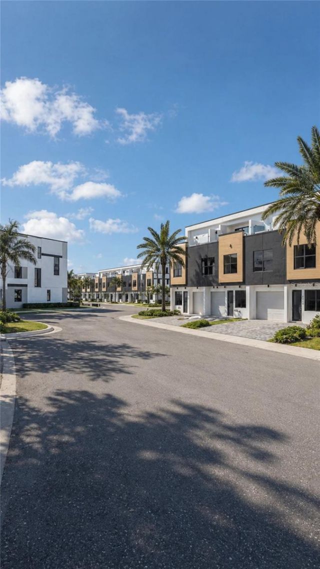 8401 Modano Place , Tampa, FL 33614 Photo