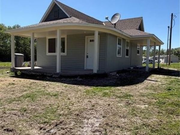 103 E Street, Creighton, MO 64739
