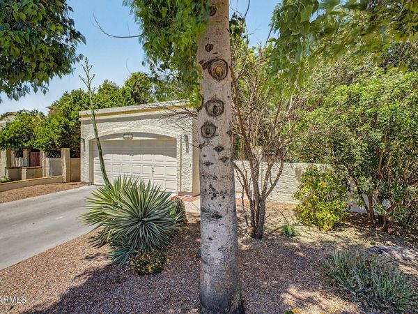 4742 W ESCUDA Drive, Glendale, AZ 85308