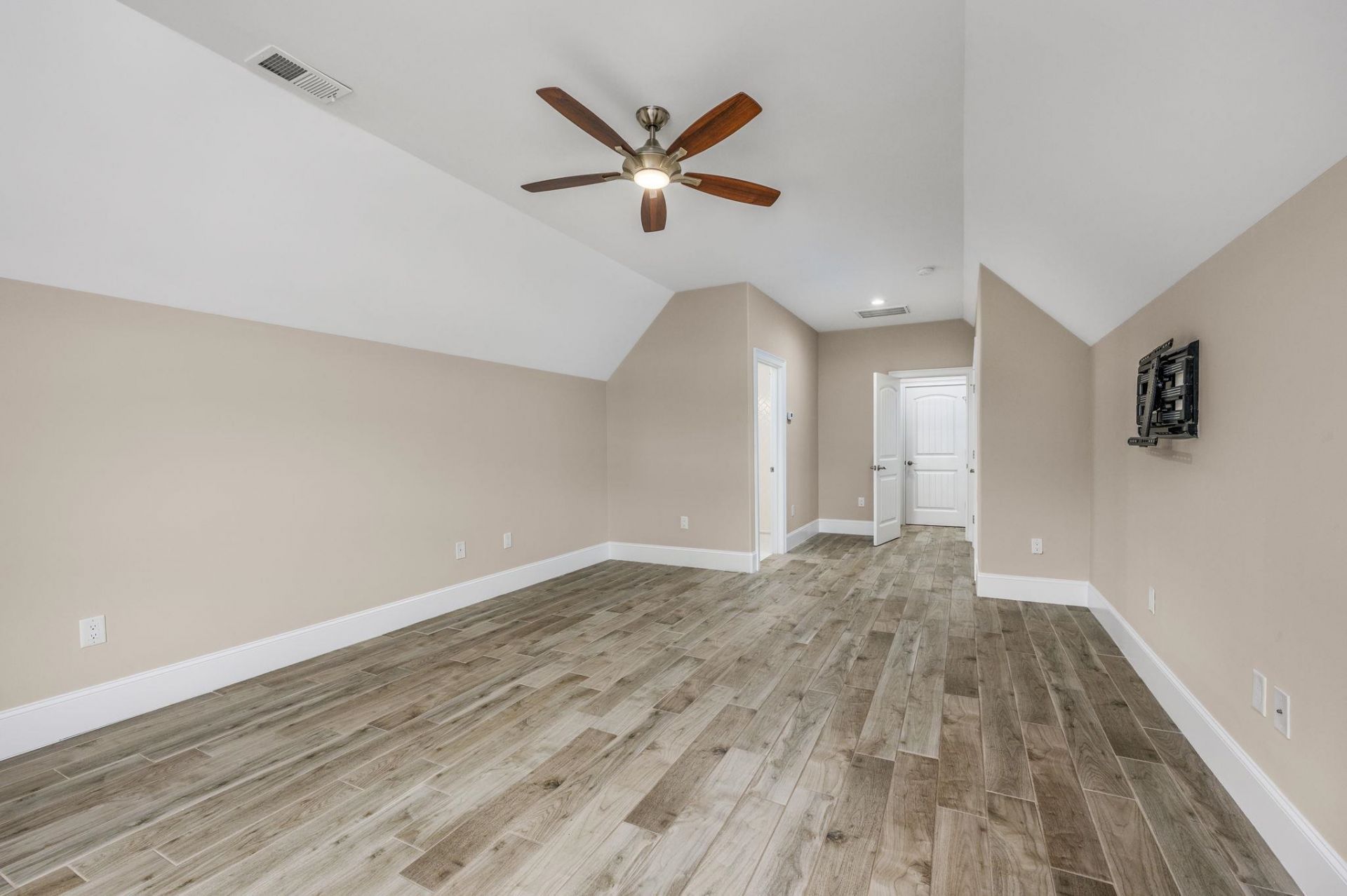 3133 Marsh Island Dr. Photo 40