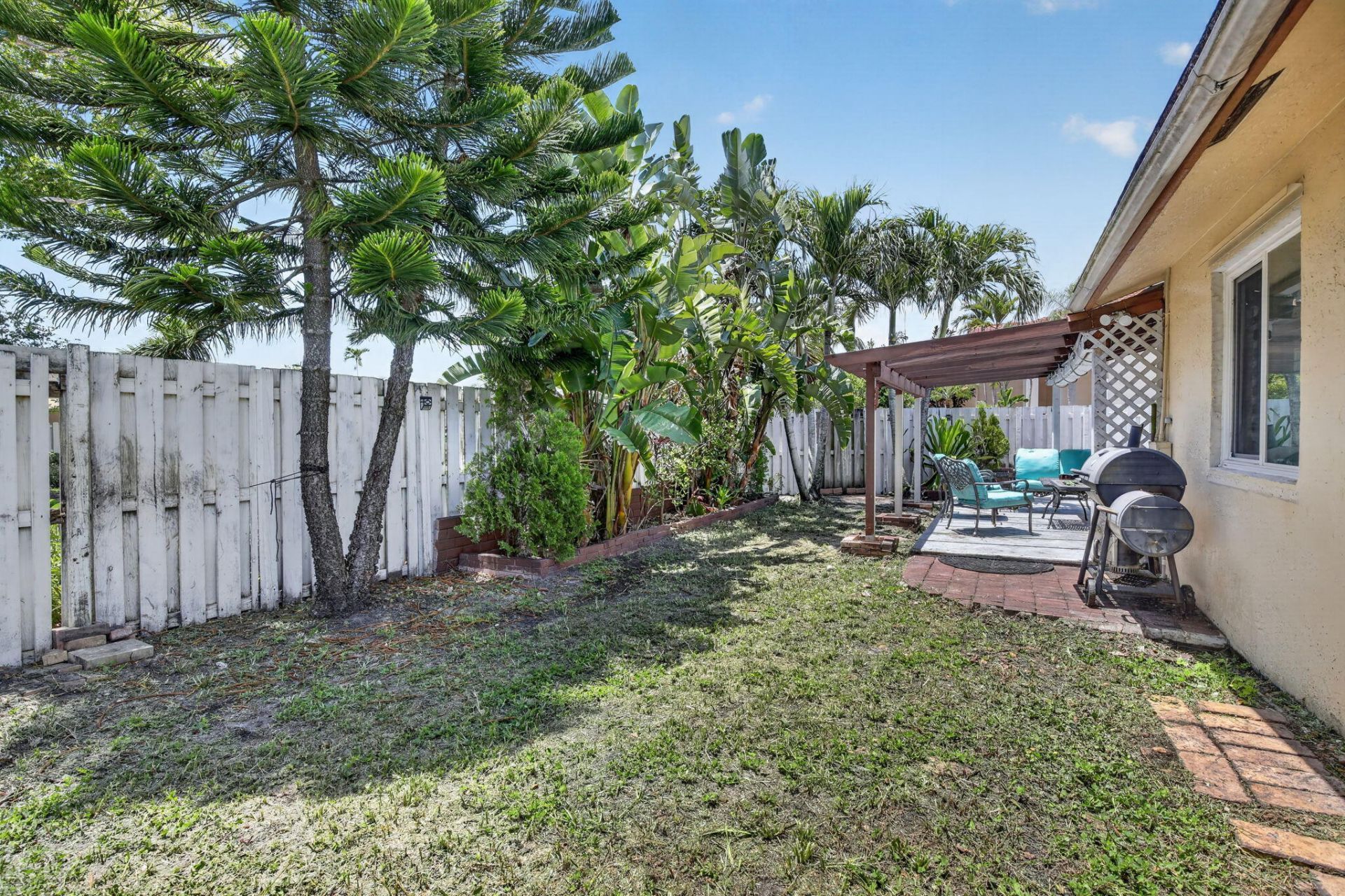 13970 Oaklawn Place, Davie, FL 33325 Photo