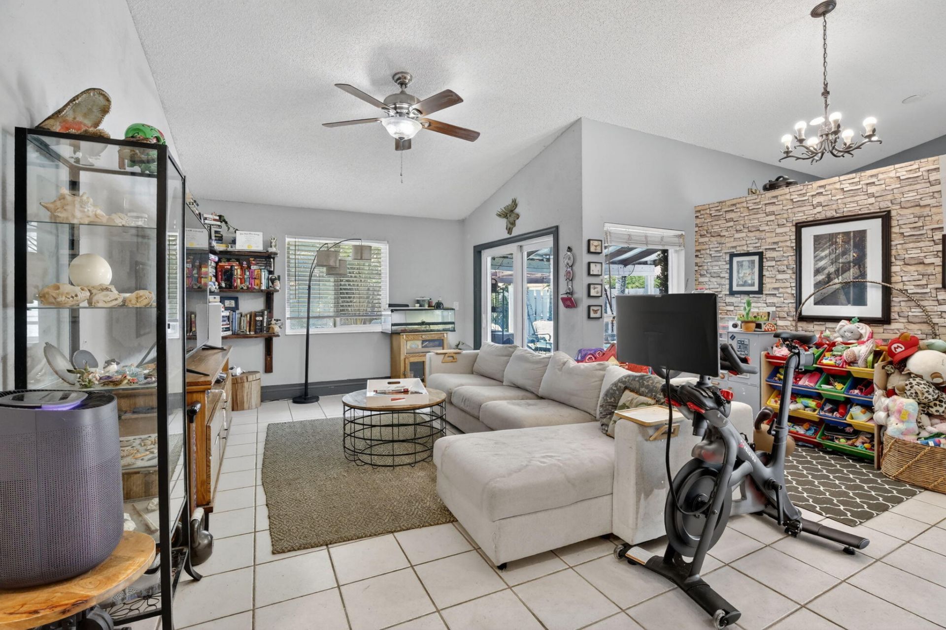 13970 Oaklawn Place, Davie, FL 33325 Photo