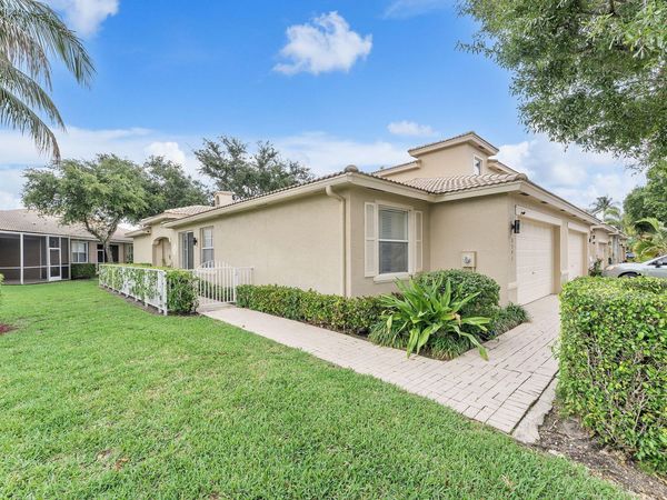 8541 Water Cay, West Palm Beach, FL 33411