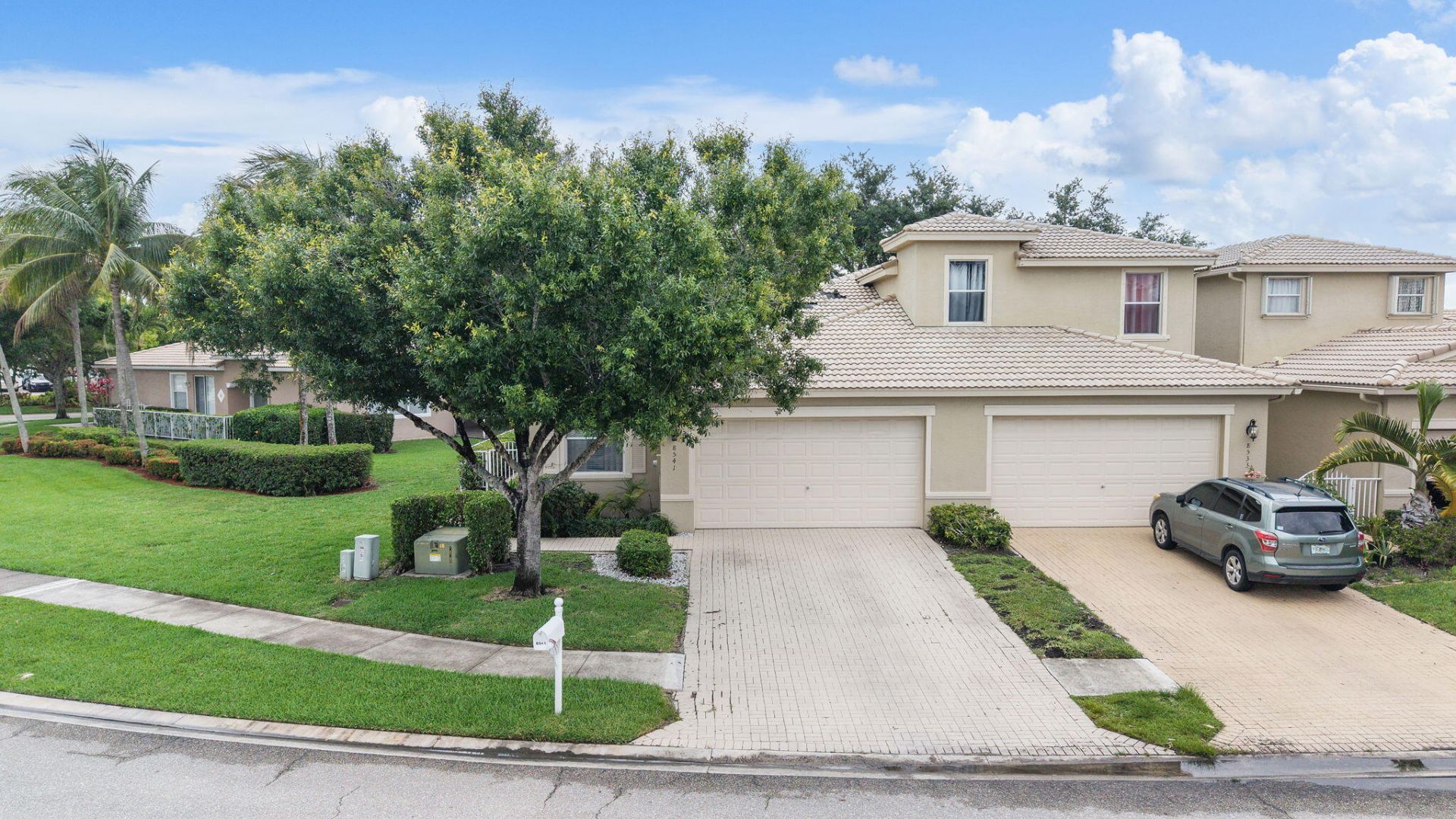 8541 Water Cay, West Palm Beach, FL 33411 Photo