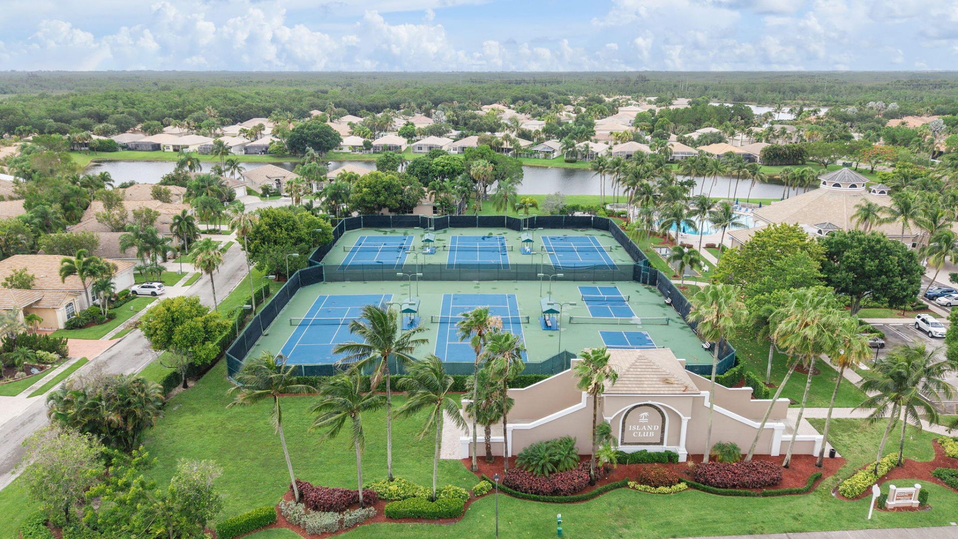 8541 Water Cay, West Palm Beach, FL 33411 Photo
