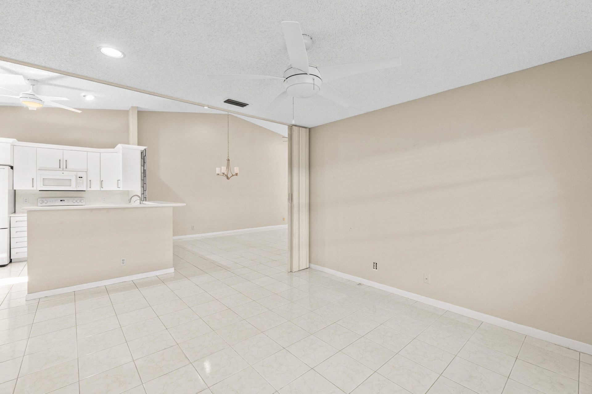 6099 Kings Gate Circle, Delray Beach, FL 33484 Photo