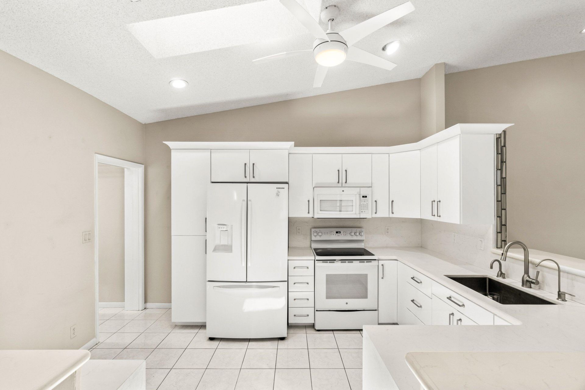 6099 Kings Gate Circle, Delray Beach, FL 33484 Photo