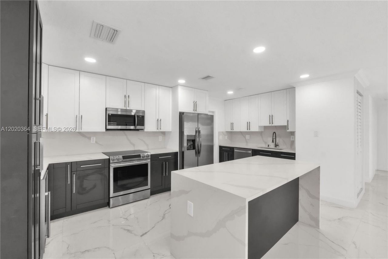 317 NW 27th St, Wilton Manors, FL 33311 Photo