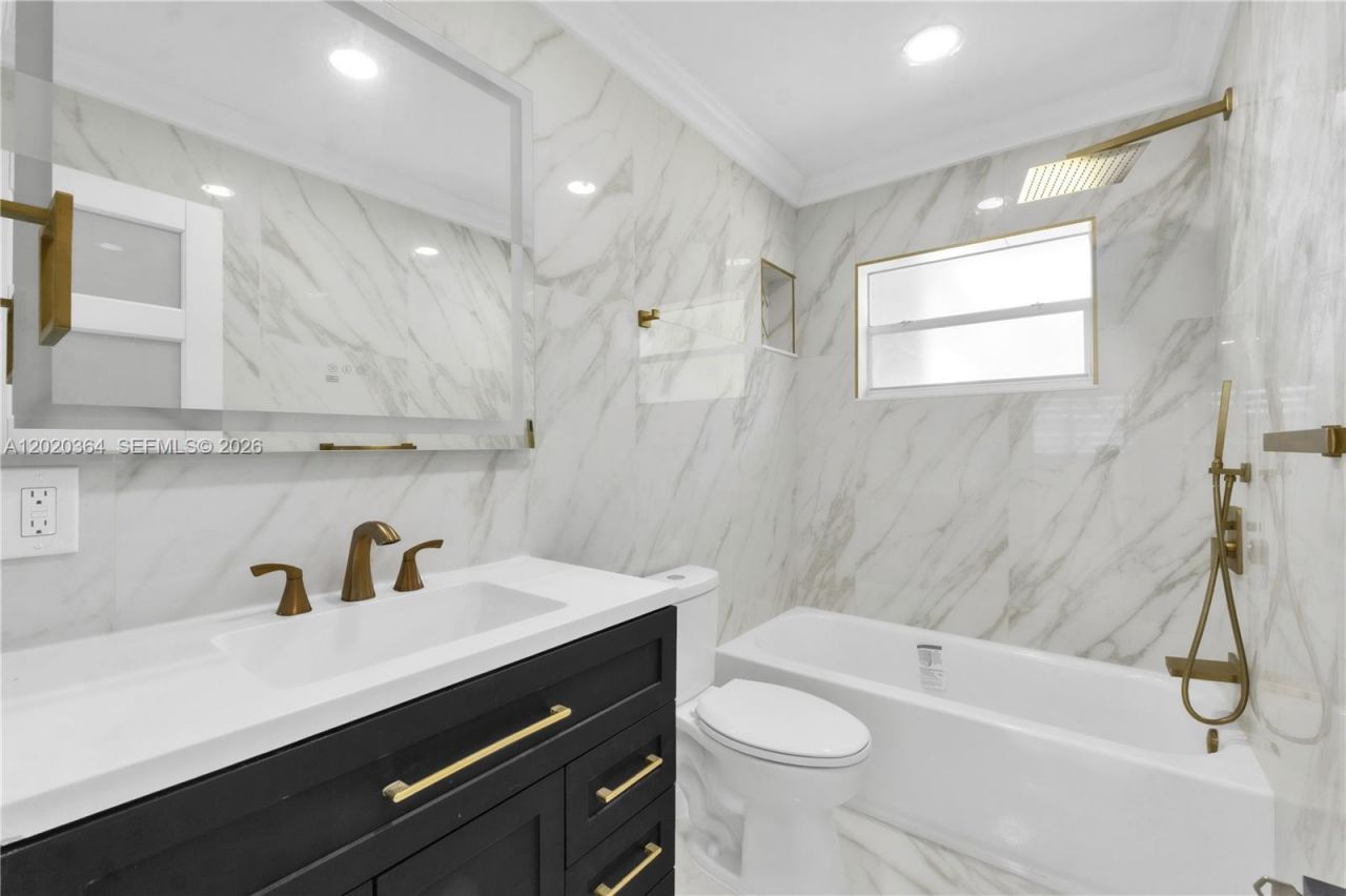 317 NW 27th St, Wilton Manors, FL 33311 Photo