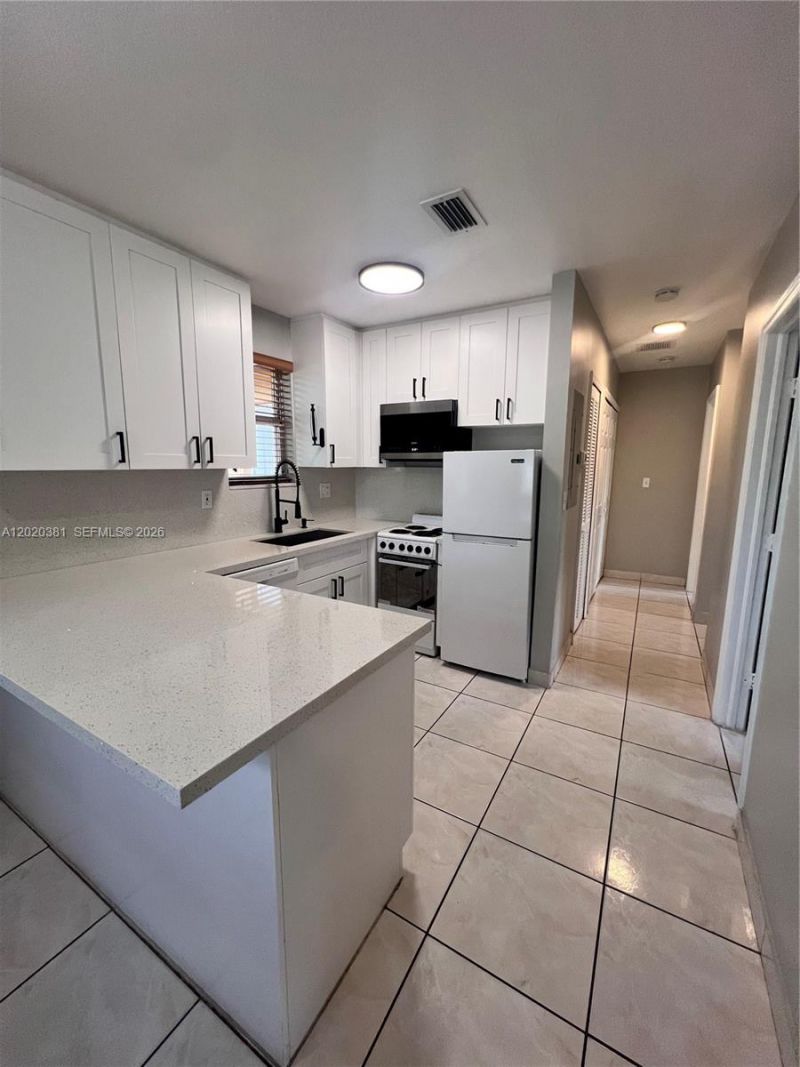 16940 SW 94th Ave, Palmetto Bay, FL 33157 Photo