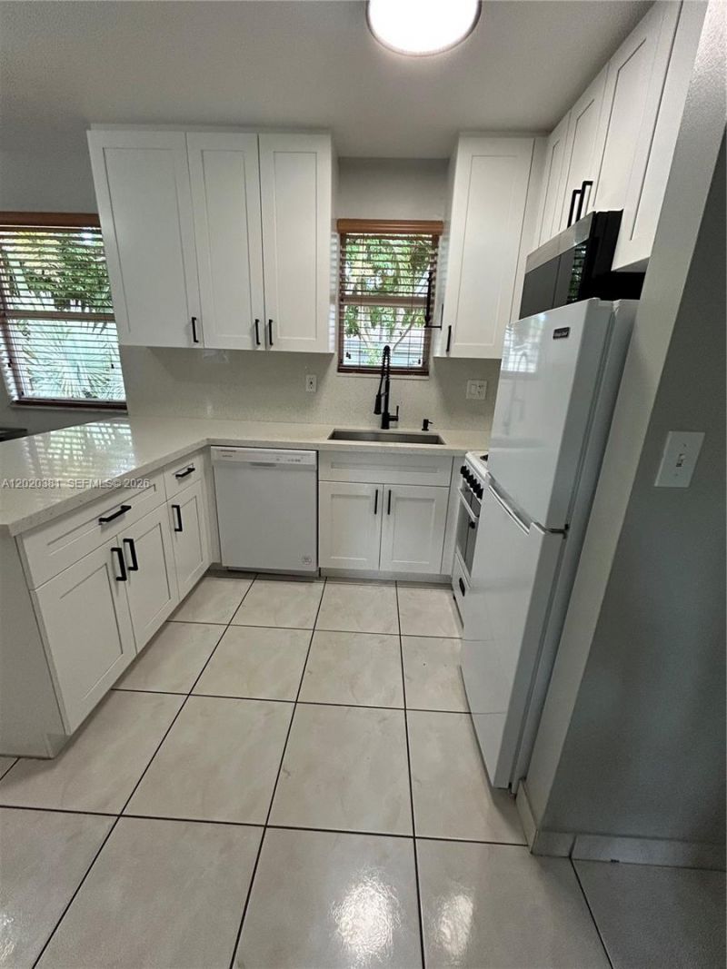 16940 SW 94th Ave, Palmetto Bay, FL 33157 Photo