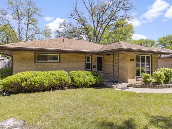 2119 Midway Drive , Rockford, IL 61103