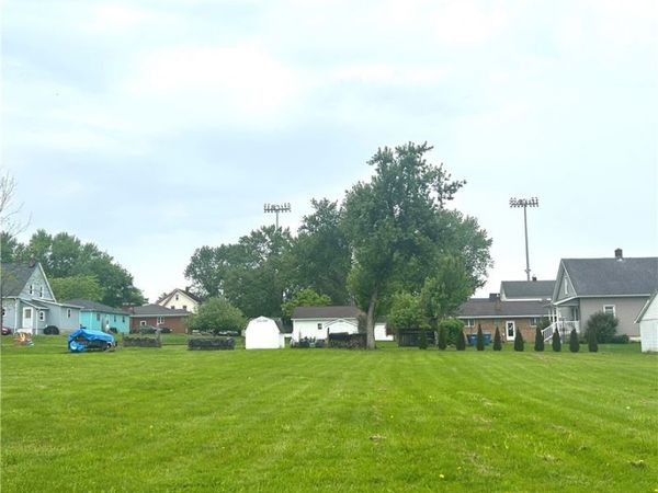 Jackson Street, Hubbard, OH 44425