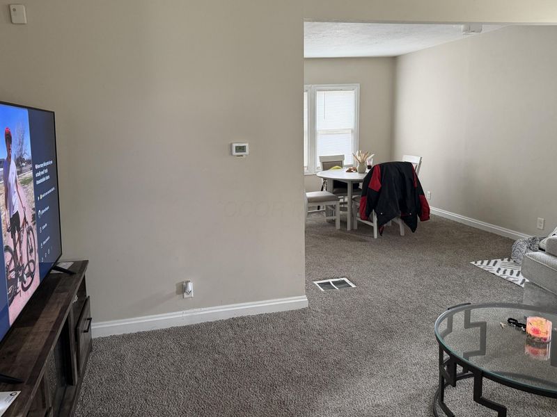 523 Townsend Avenue, Columbus, OH 43223 Photo 2