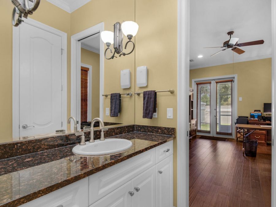 Property Image 43