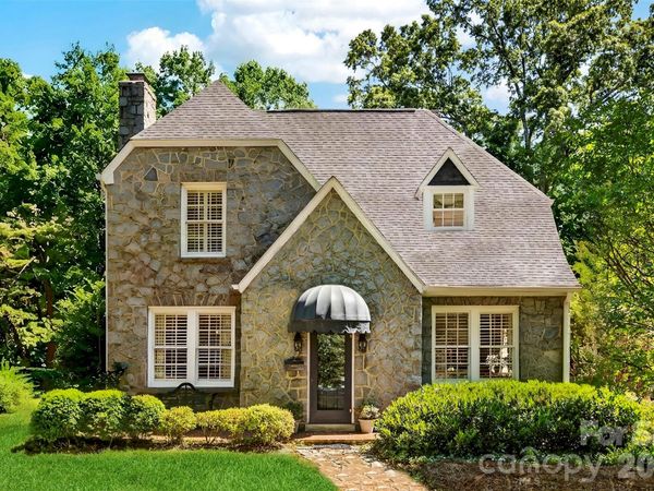 1211 S Belvedere Avenue, Gastonia, NC 28054