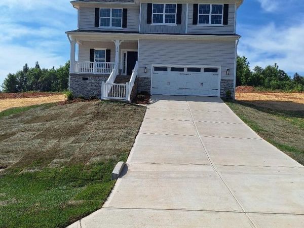 152 Kerr Walk Drive, Unit 24, Statesville, NC 26877