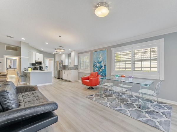 8210 Saint Johns Court, Wellington, FL 33414