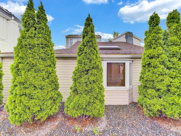16 Cyrus Avenue , Brooklyn, NY 11229